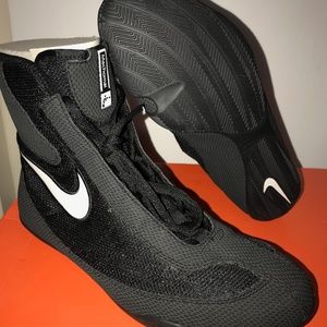 nike machomai mid boxing boots